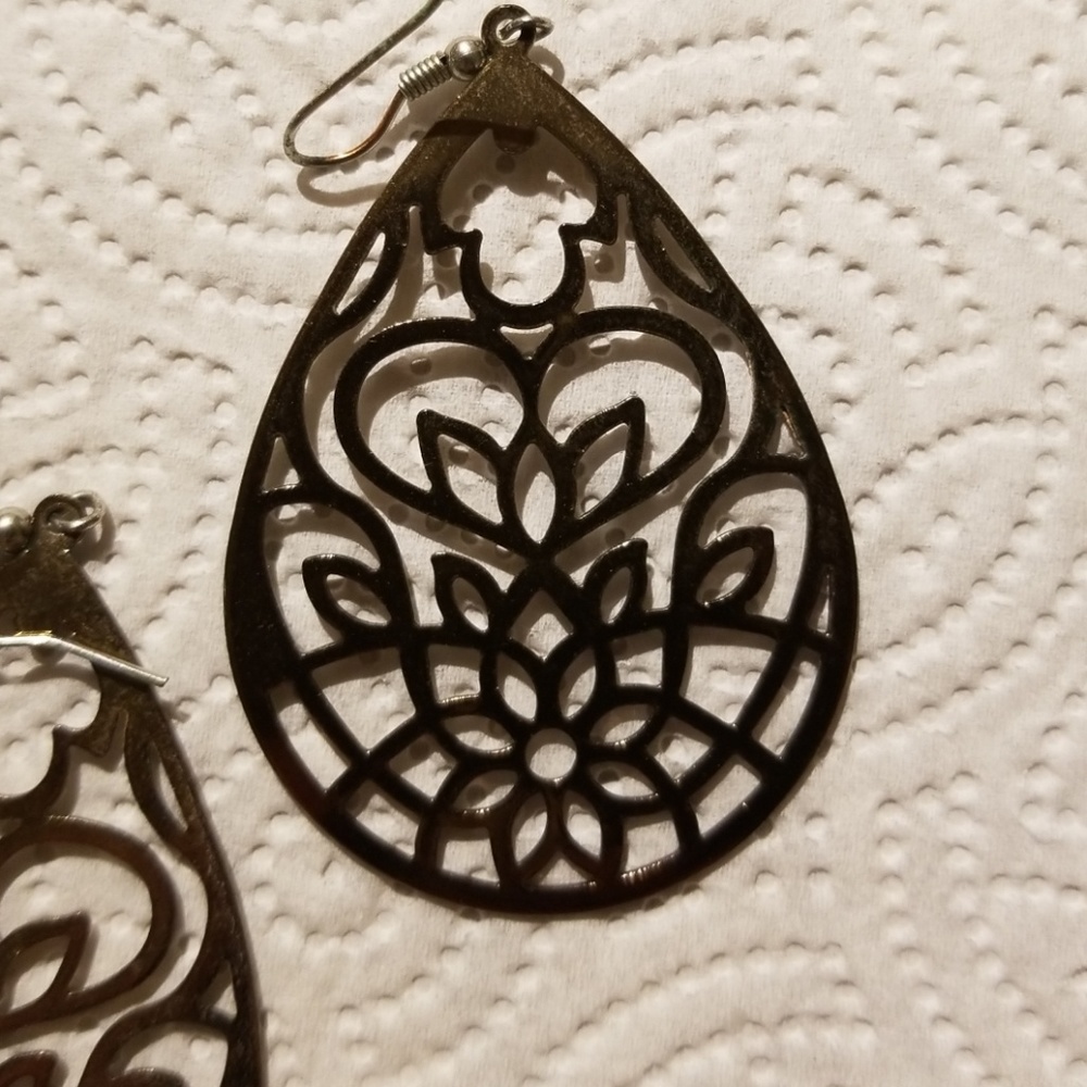 Earring Bundle - Picture 3 of 4